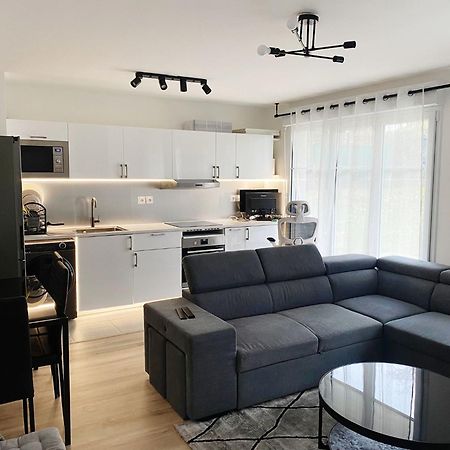 Le Chic De Villiers Sur Marne Apartment Екстериор снимка